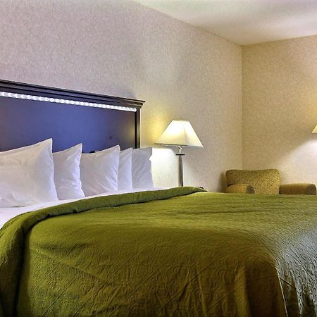 Mansfield Hotel Bagian luar foto
