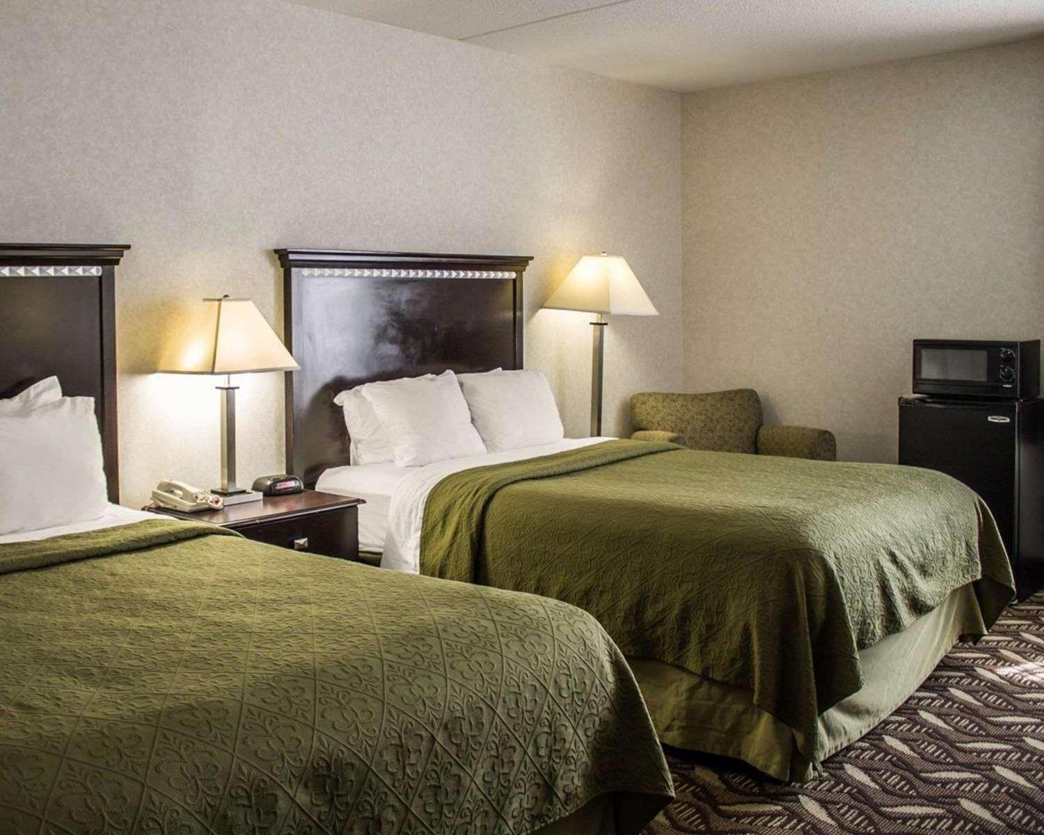 Mansfield Hotel Bagian luar foto